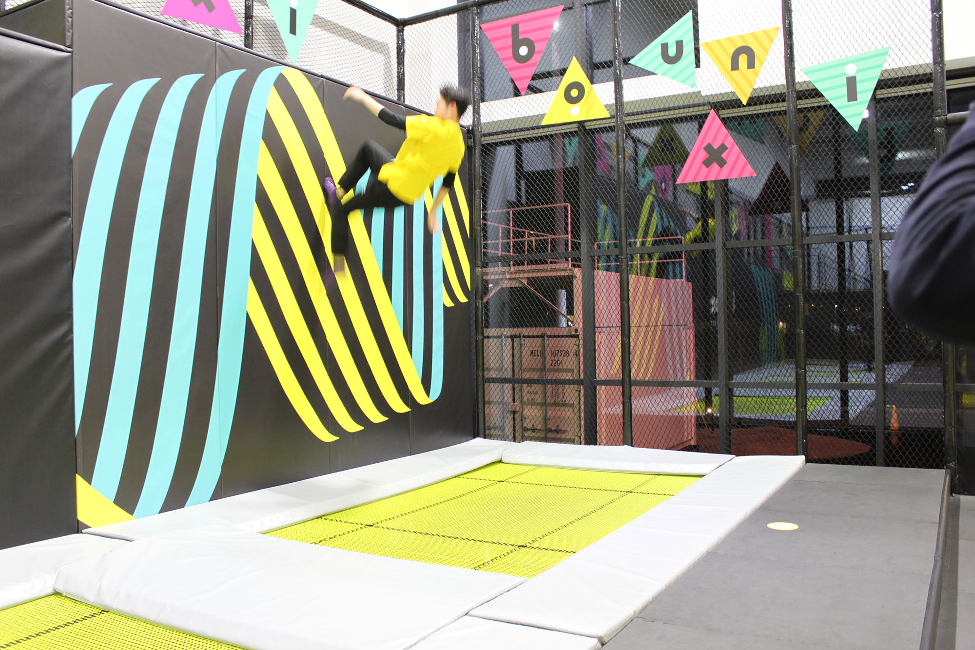 ラージトランポリン&ウォール