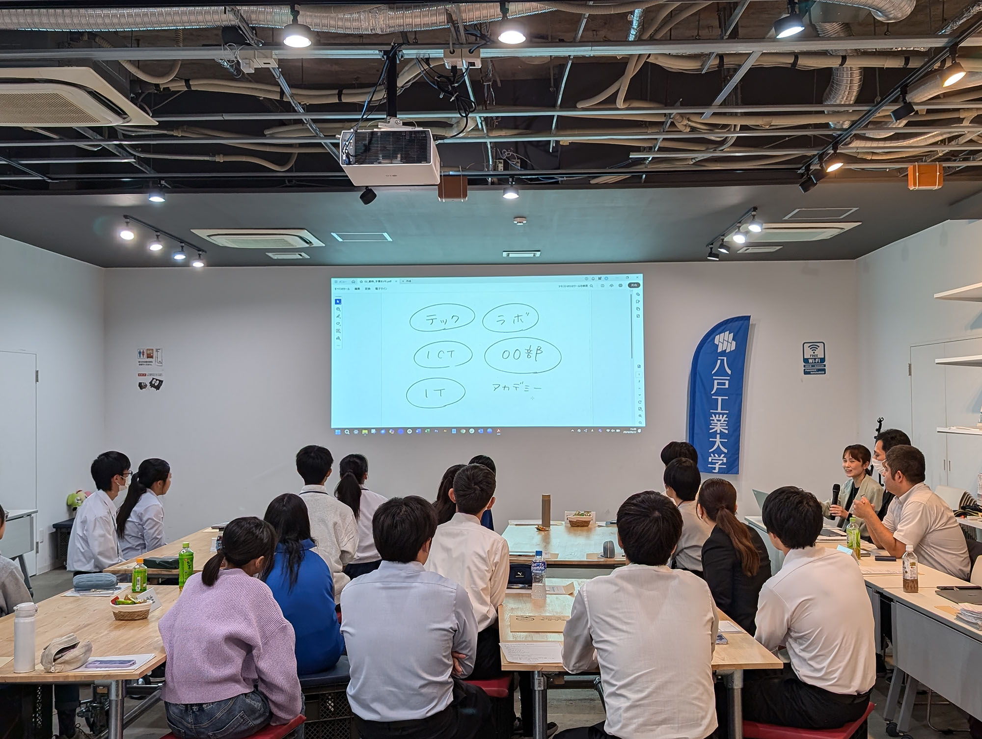 アイディア出しのキーワードについて、最初はアドバイスをいただきました📝