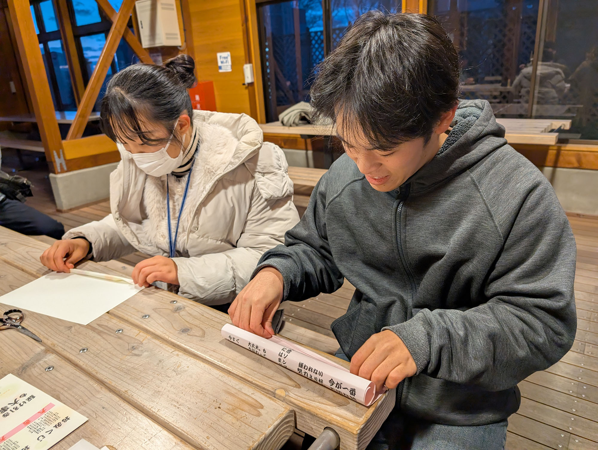 折角なので、おみくじ作りのお手伝いをしてきました！